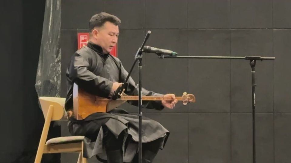 В кинотеатре «Октябрь» прошла презентация музыкального спектакля «Кочевье народа»