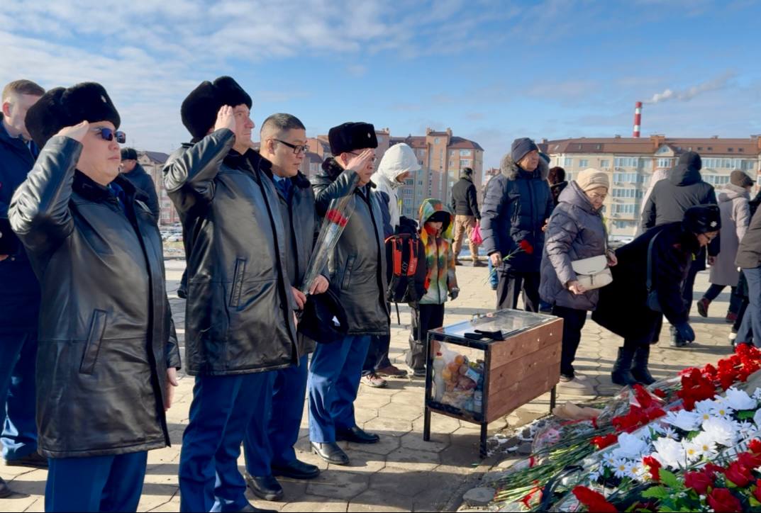 28 декабря - день национальной скорби, день памяти жертв трагической депортации калмыцкого народа 28 декабря - день национальной скорби, день памяти жертв трагической депортации калмыцкого народа