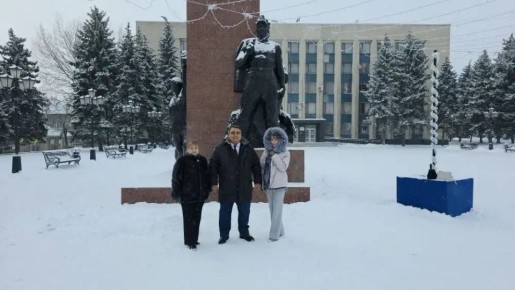 Савар Тарбаев с рабочим визитом прибыл в Луганскую Народную Республику