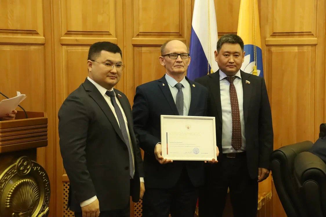 На двадцать седьмой (внеочередной) сессии рассмотрели один вопрос На двадцать седьмой (внеочередной) сессии рассмотрели один вопрос