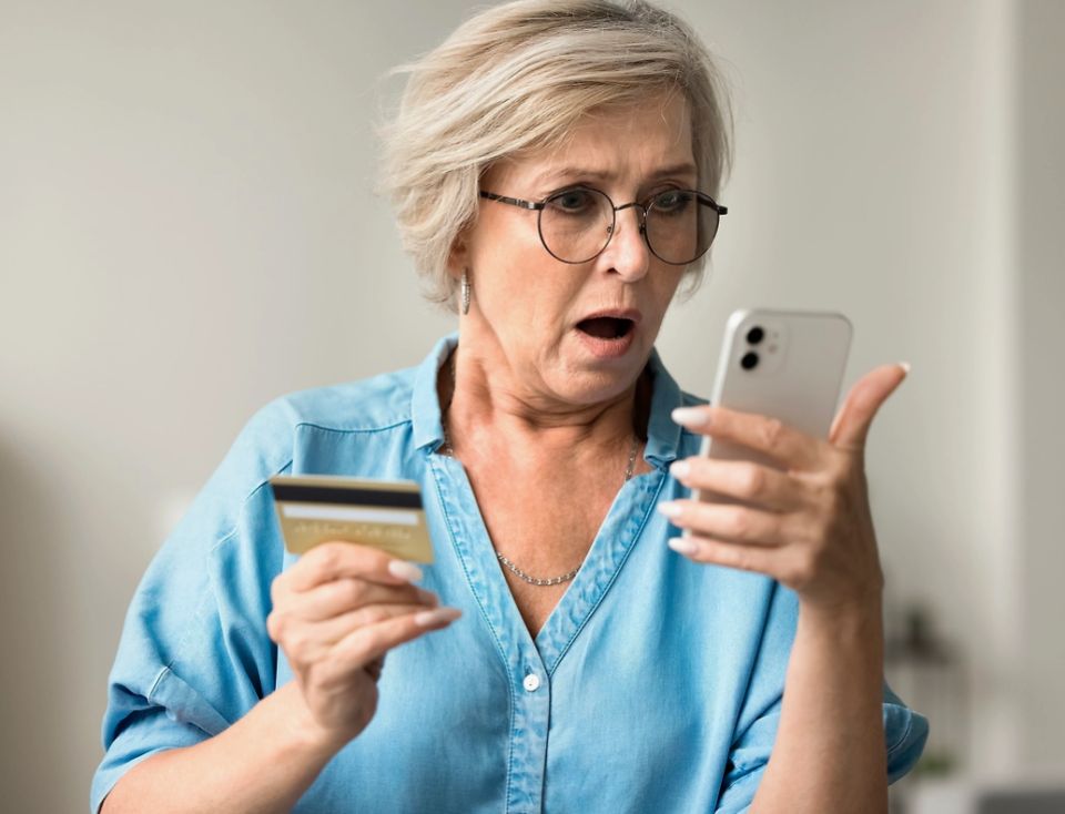 Как овердрафт с дебетовой карты может обернуться долгами перед банком