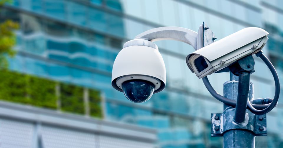 Кто виноват в отсутствии камер безопасности: Судебное разбирательство управляющей компании с УМВД