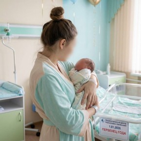 Первым новорожденным 2026 года в Калмыкии стал мальчик