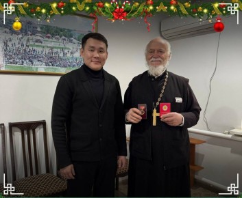 Настоятель церкви удостоен звания «Почетный житель Яшкульского района»