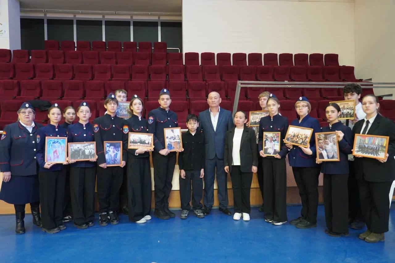 В Элисте состоялось первенство Калмыкии по вольной борьбе в память о погибшем участнике СВО В Элисте состоялось первенство Калмыкии по вольной борьбе в память о погибшем участнике СВО