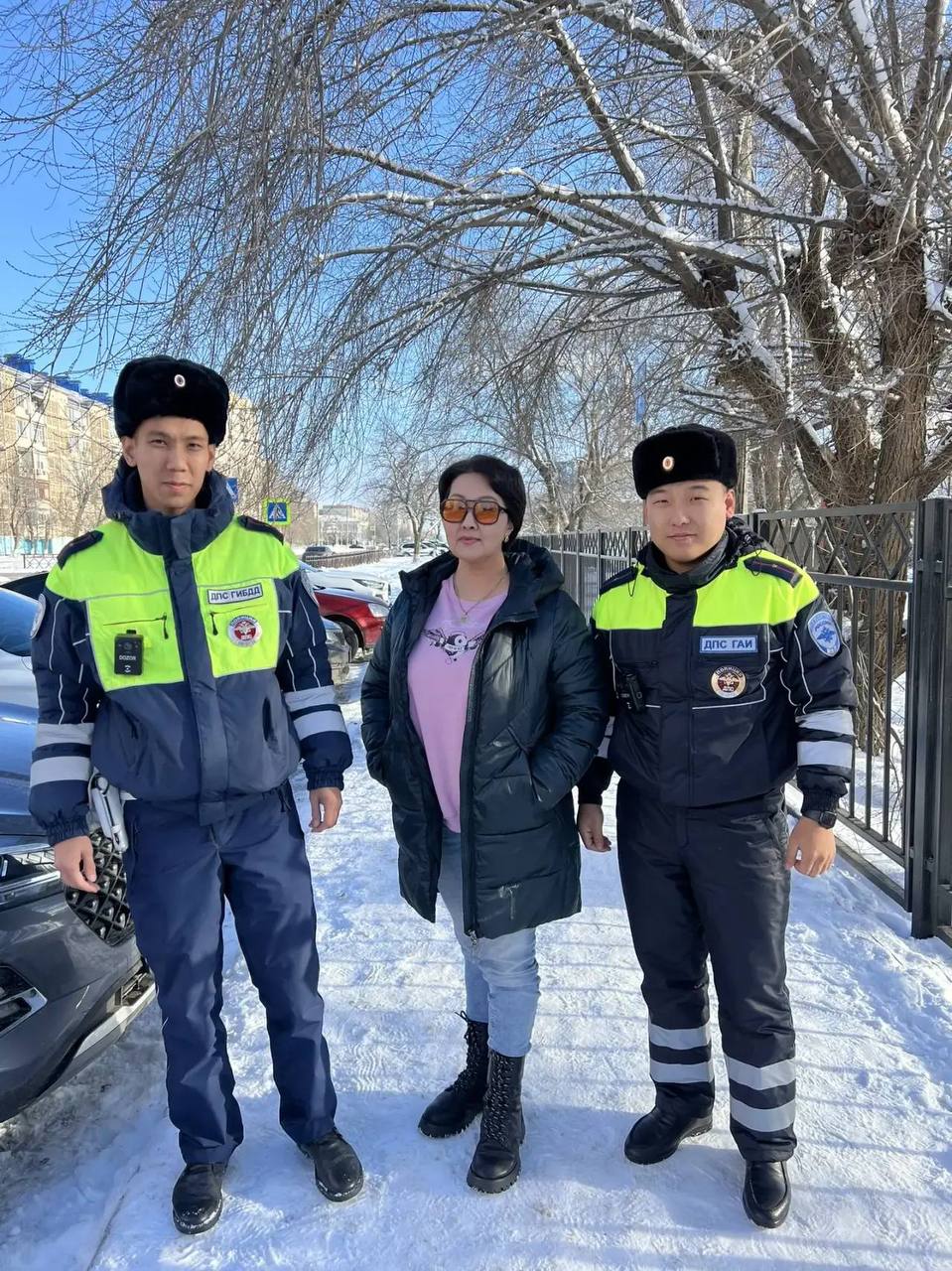 Полицейские в Элисте предотвратили нападение бродячих собак на ребёнка Полицейские в Элисте предотвратили нападение бродячих собак на ребёнка