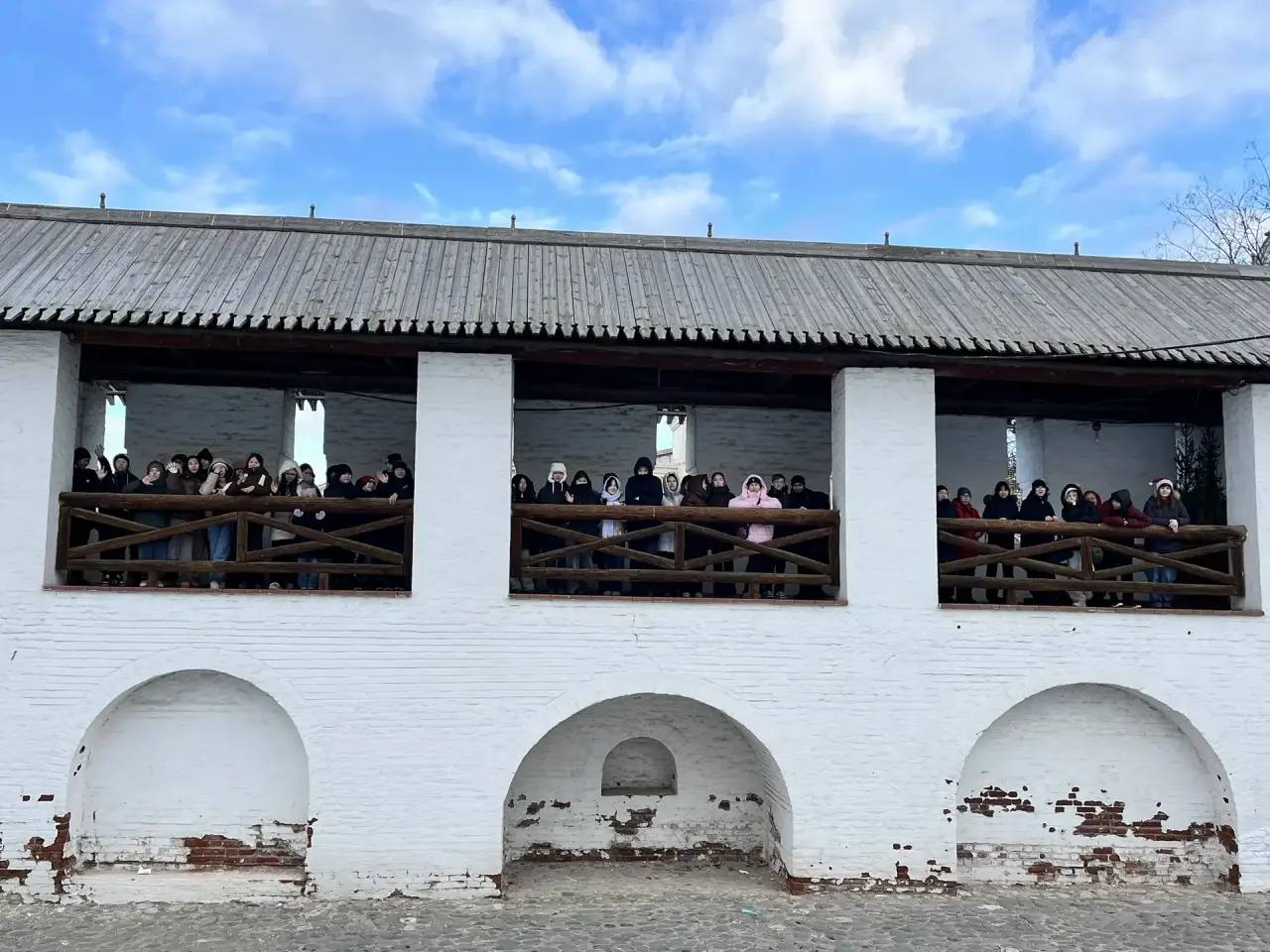 Алдар Лиджиков: По инициативе Главы Республики Калмыкия Бату Сергеевича Хасикова продолжаем добрую традицию и отправляем наших детей в познавательные поездки в близлежащие города Алдар Лиджиков: По инициативе Главы Республики Калмыкия Бату Сергеевича Хасикова продолжаем добрую традицию и отправляем наших детей в познавательные поездки в близлежащие города