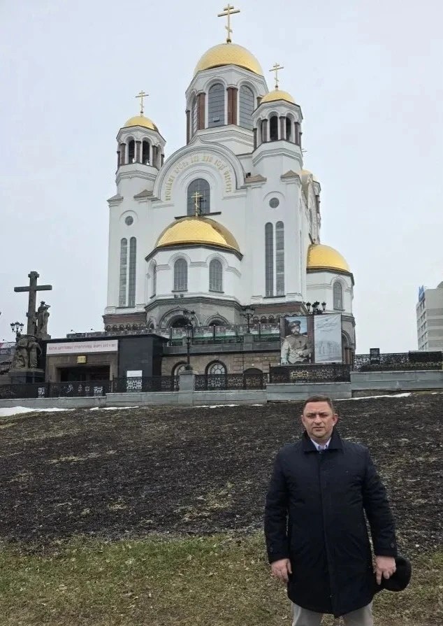 Максим Сорокин: Элистинцы, друзья!. . Поздравляю с Рождеством Христовым! Этот светлый праздник напоминает нам о торжестве истины и добра