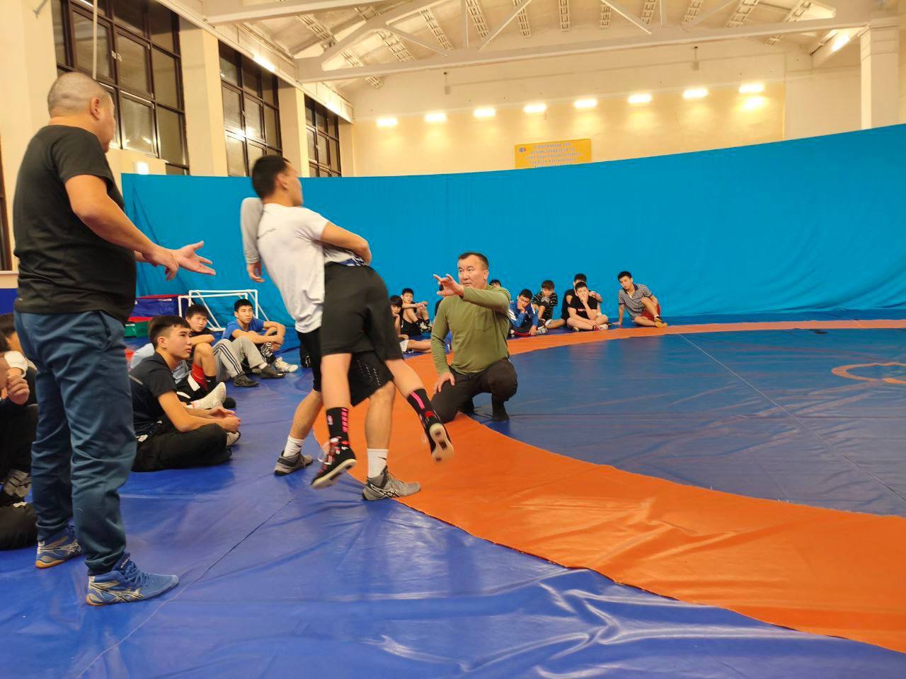 Спортсмены БУ ДО РК "РСШОР по борьбе" проходят учебно-тренировочные сборы под руководством старшего тренера-преподавателя отделения греко-римской борьбы Джангара Викторовича Бачаева, тренеров-преподавателей Максима... Спортсмены БУ ДО РК "РСШОР по борьбе" проходят учебно-тренировочные сборы под руководством старшего тренера-преподавателя отделения греко-римской борьбы Джангара Викторовича Бачаева, тренеров-преподавателей Максима...