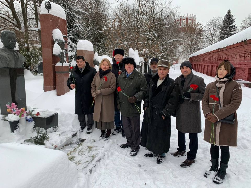 � ������ ������� ������ ����� ���������� ����� ��� ��������� ������������