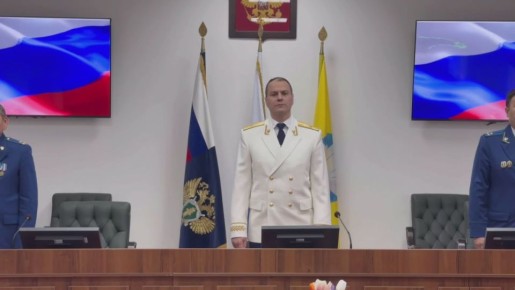 Сегодня, 12 января 2026 года, в прокуратуре республики состоялось торжественное мероприятие, посвященное профессиональному празднику - Дню работника прокуратуры Российской Федерации
