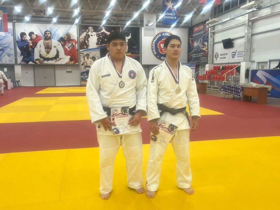 � 14 �� 16 ������ � �������� ��������� ���������� ������ ������������ ������ �� ����� ����� ������ � ������� �� 18 ���