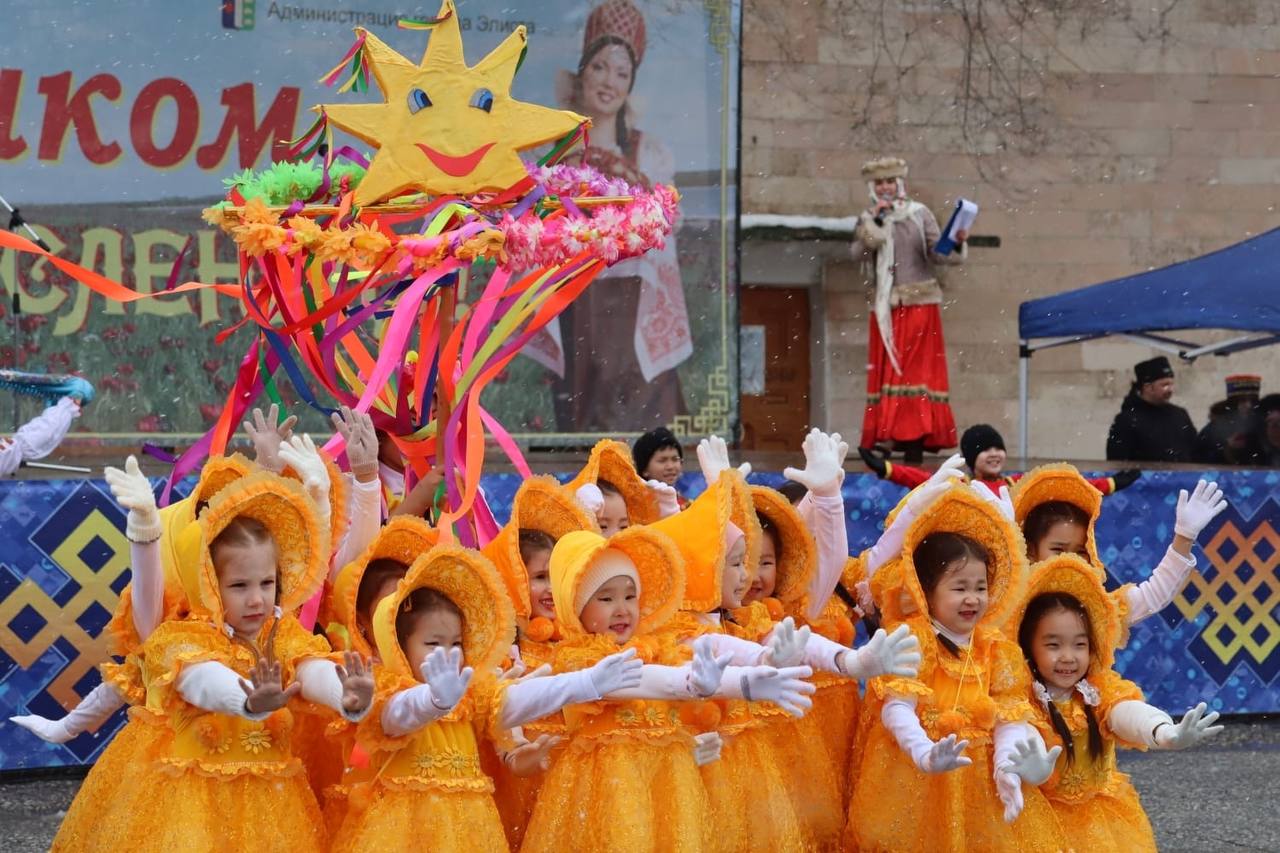 Культурный центр «Родина» готовится к празднованию Цаган Сар и Масленицы Культурный центр «Родина» готовится к празднованию Цаган Сар и Масленицы