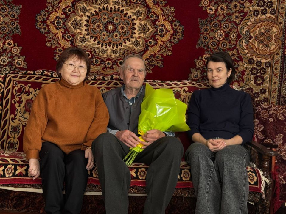 Сегодня 90-летний юбилей отмечает житель села Садовое Николай Русанов