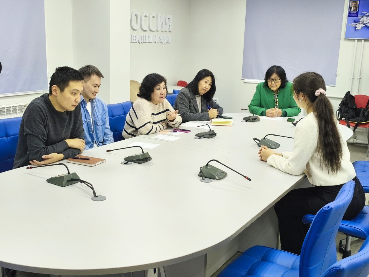 В эти минуты в студии ГТРК «Калмыкия» проходит кастинг В эти минуты в студии ГТРК «Калмыкия» проходит кастинг