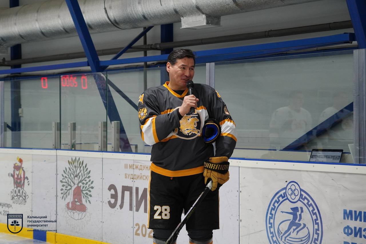 В ледовом центре «Джунгар» прошёл товарищеский хоккейный матч, приуроченный ко Дню студента В ледовом центре «Джунгар» прошёл товарищеский хоккейный матч, приуроченный ко Дню студента