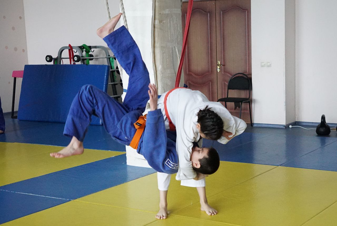 В Элисте состоялись аттестационные экзамены по дзюдо В Элисте состоялись аттестационные экзамены по дзюдо