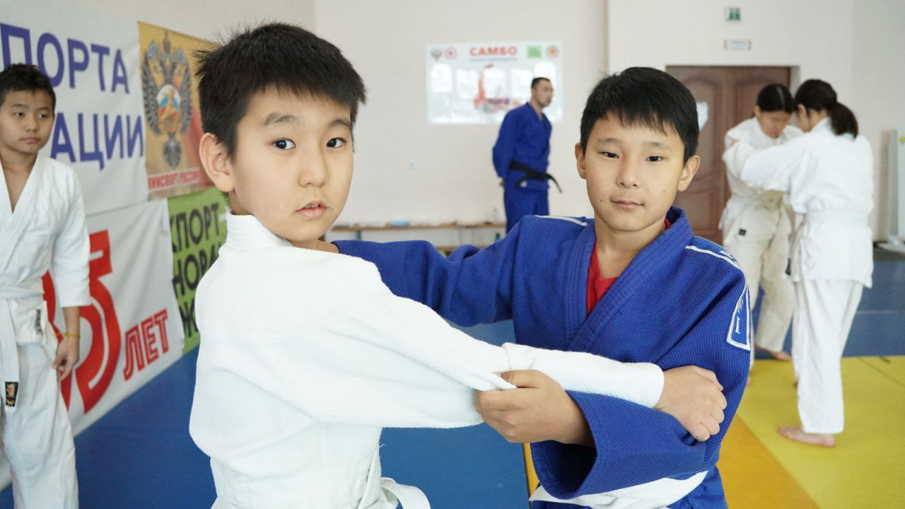 В Элисте состоялись аттестационные экзамены по дзюдо В Элисте состоялись аттестационные экзамены по дзюдо