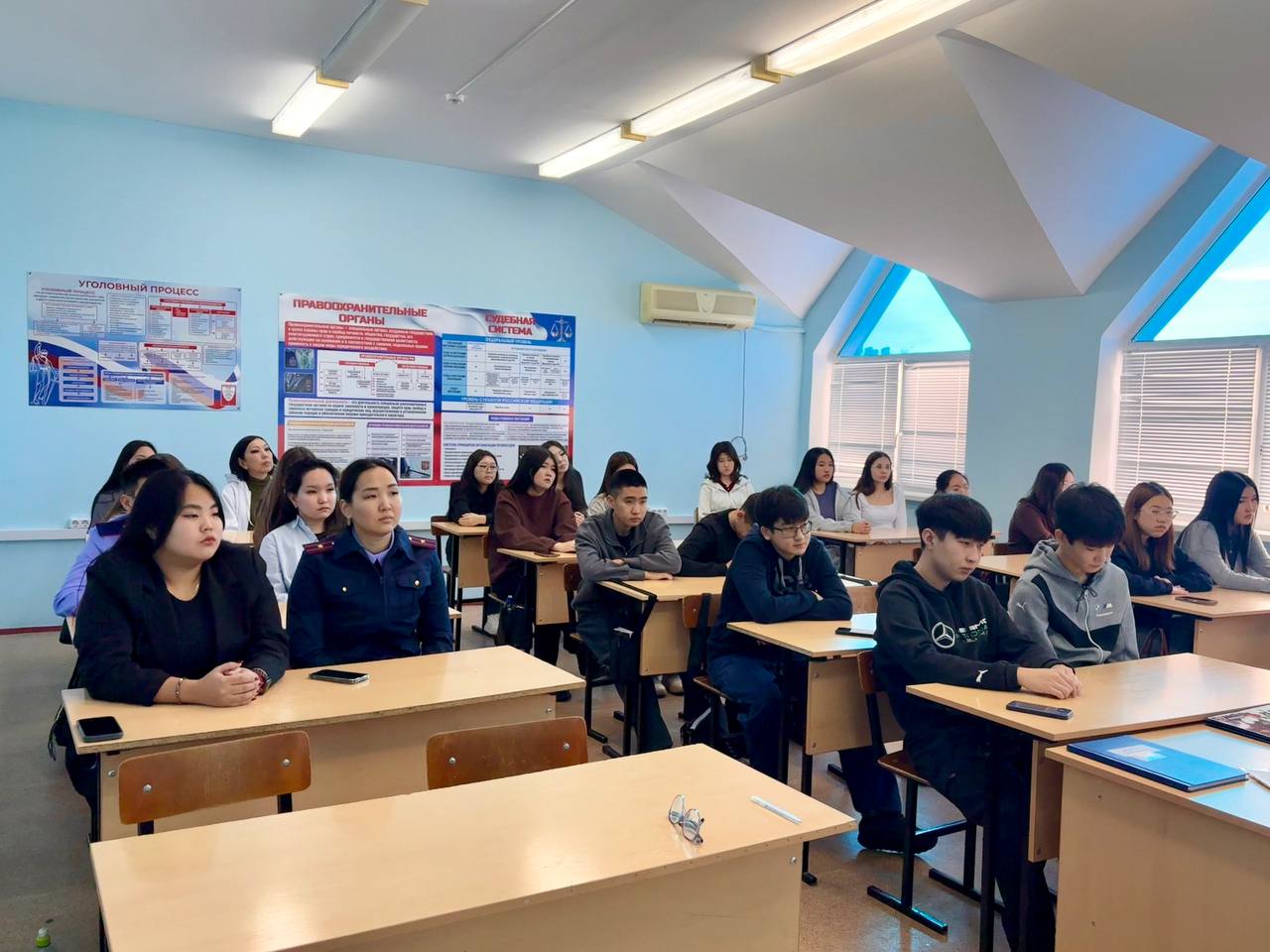 Сотрудники следственного управления СК России по Республике Калмыкия приняли участие в мероприятиях, посвященных Дню полного освобождения Ленинграда от фашистской блокады