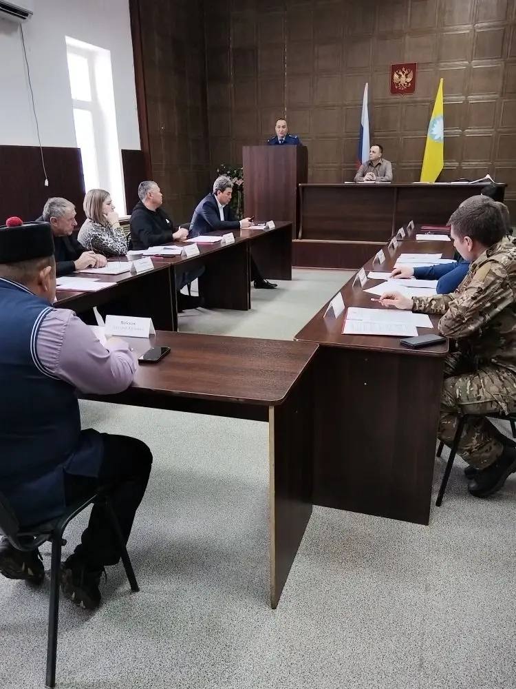 По поручению спикера парламента депутат Народного Хурала Республики Калмыкия Григорий Цебеков принял участие в работе 7-й очередной сессии Собрания депутатов Сарпинского районного муниципального образования шестого созыва По поручению спикера парламента депутат Народного Хурала Республики Калмыкия Григорий Цебеков принял участие в работе 7-й очередной сессии Собрания депутатов Сарпинского районного муниципального образования шестого созыва