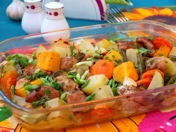 Запеченная индейка с овощами: вкусный и полезный ужин для всей семьи