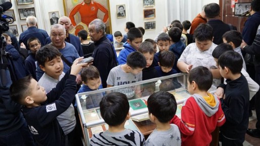 30 ������ � ������ � ������������ ����� ��. �.�.�������� ��������� ��������, ����������� 90-����� ����������� ���������� � �������, ��������� ������� ������ ���� ���� �������� �����������