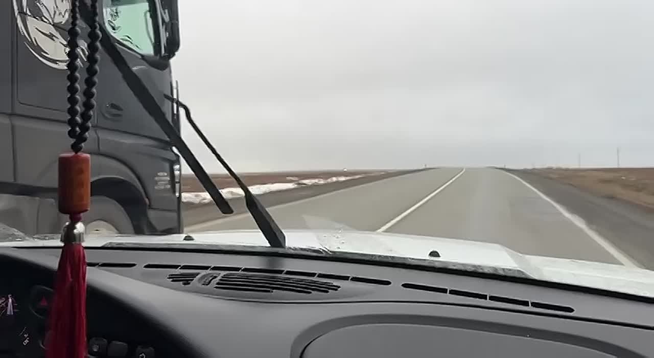 В Калмыкии продолжаются рейдовые мероприятия «Встречная полоса» с использование служебного автомобиля в гражданском исполнении Сотрудники ОР ДПС Госавтоинспекции, в целях сокращения количества дорожно-транспортных...