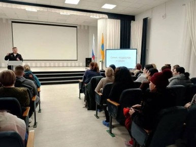 �����, ��������� � �����. � ������ �2, �3 � �5 ������ ������ ���������� ������������ ������������ �������� �� ���� ������, ��������� � ������