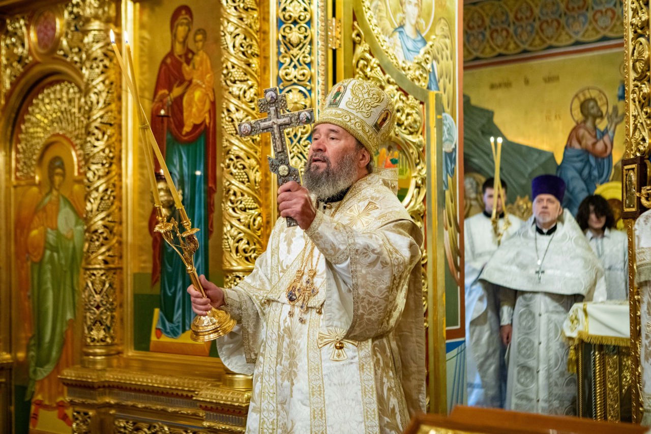 Сегодня, на 40-й день после Рождества, православные Калмыкии отмечают один из 12 главных христианских праздников — Сретение Господне