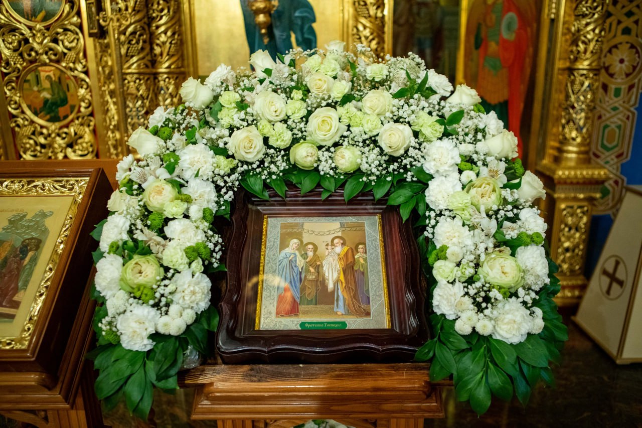 Сегодня, на 40-й день после Рождества, православные Калмыкии отмечают один из 12 главных христианских праздников — Сретение Господне Сегодня, на 40-й день после Рождества, православные Калмыкии отмечают один из 12 главных христианских праздников — Сретение Господне