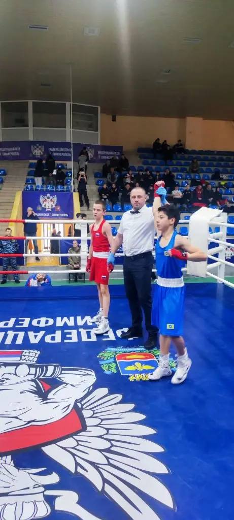 С 9 по 15 февраля в городе Симферополь состоялись Всероссийские соревнования по боксу Национальной студенческой лиги бокса, посвящённые памяти заслуженного тренера Л. С. Антонюка. Параллельно прошёл открытый муниципальный... С 9 по 15 февраля в городе Симферополь состоялись Всероссийские соревнования по боксу Национальной студенческой лиги бокса, посвящённые памяти заслуженного тренера Л. С. Антонюка. Параллельно прошёл открытый муниципальный...