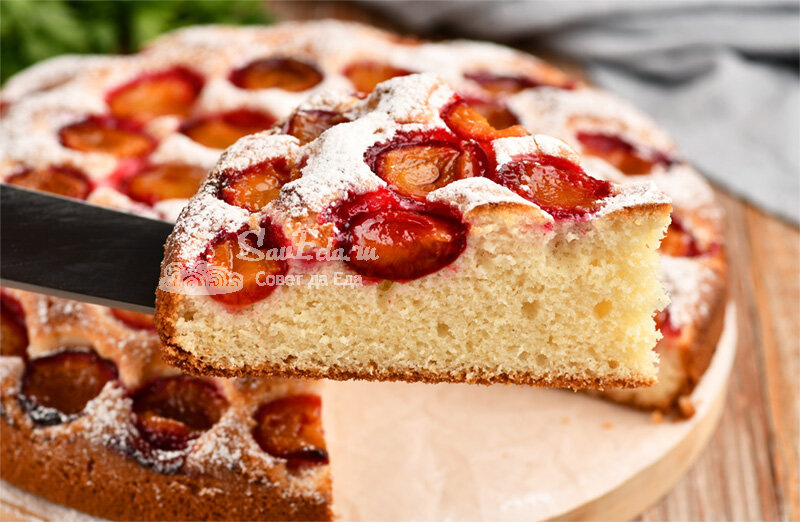 Летняя феерия вкусов: как приготовить идеальные заливные пироги с ягодами и фруктами