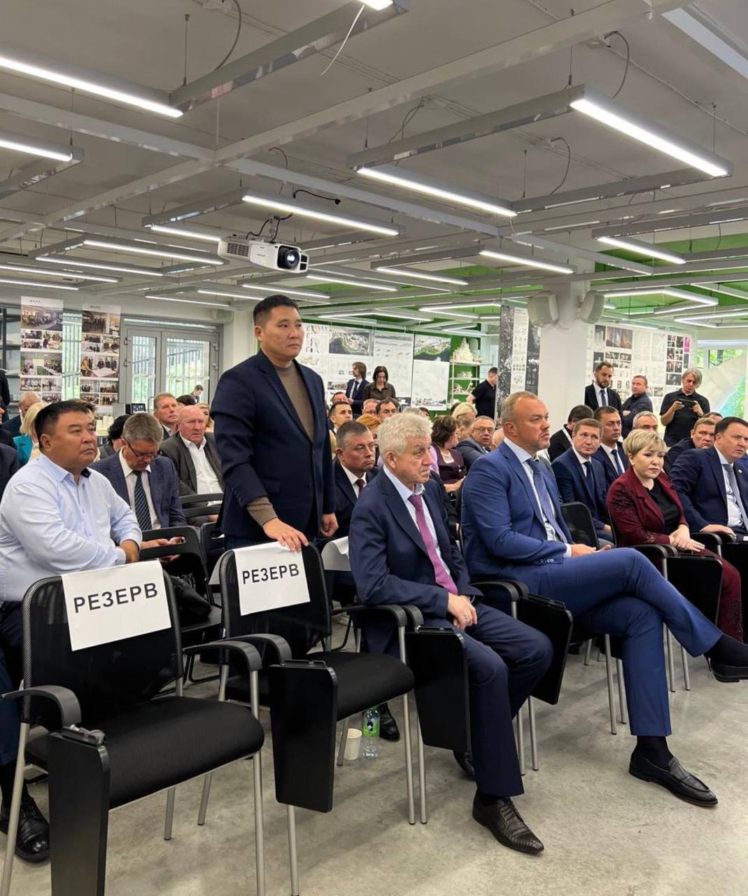 В Целинном районе благодаря инициативе жителей будет создан «Сквер Победы» В Целинном районе благодаря инициативе жителей будет создан «Сквер Победы»