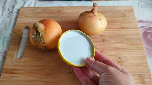 Луковый цветок: простое и эффектное блюдо для неожиданного перекуса