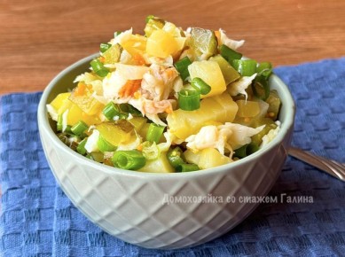 Вкусный салат с копченой зубаткой: простота и оригинальность без майонеза