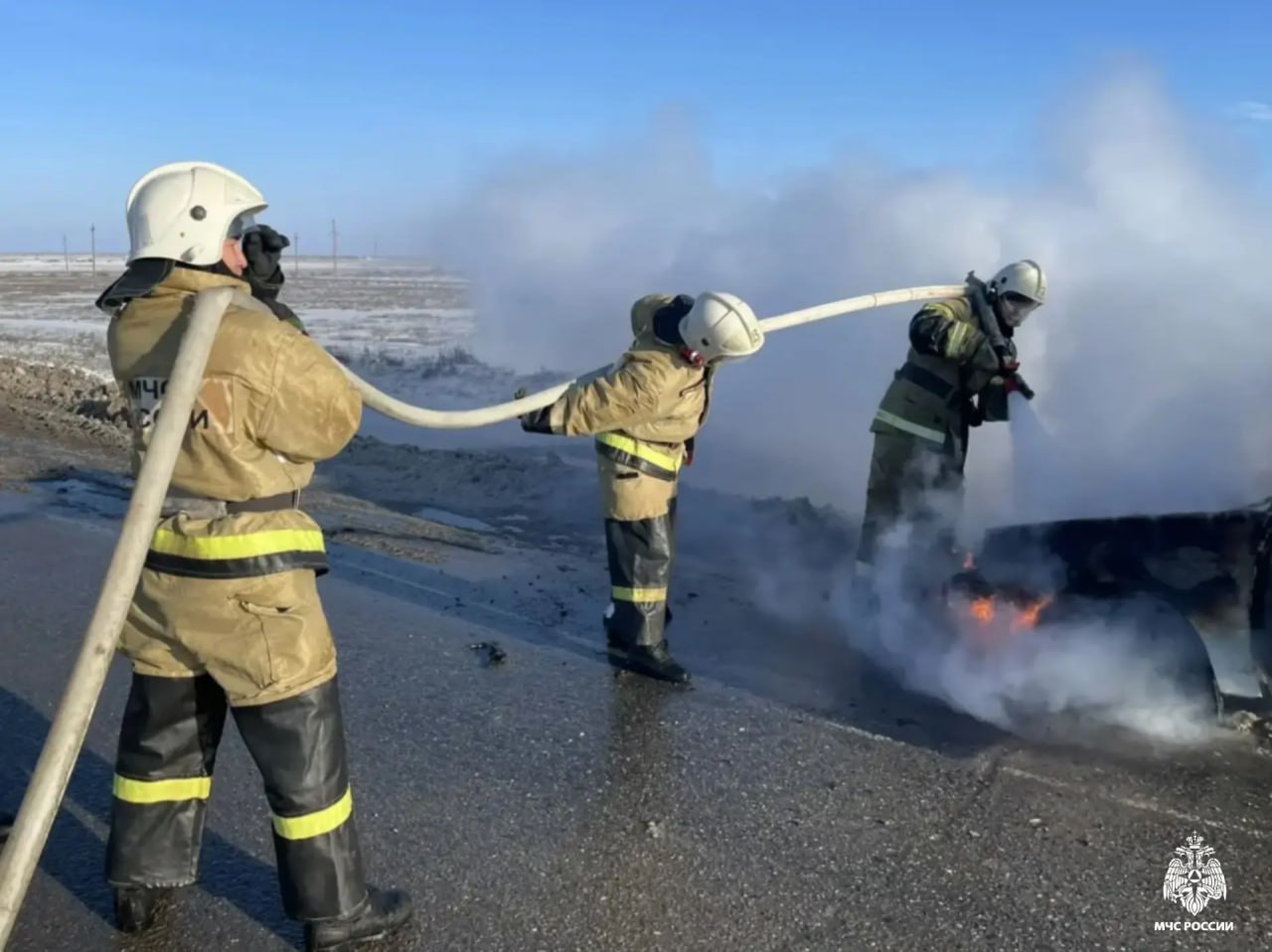 Пожар в Малодербетовском районе потушен Пожар в Малодербетовском районе потушен