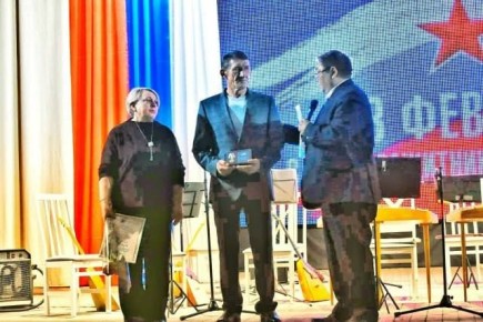 «Отец солдата»: в Калмыкии отметили семью погибшего героя