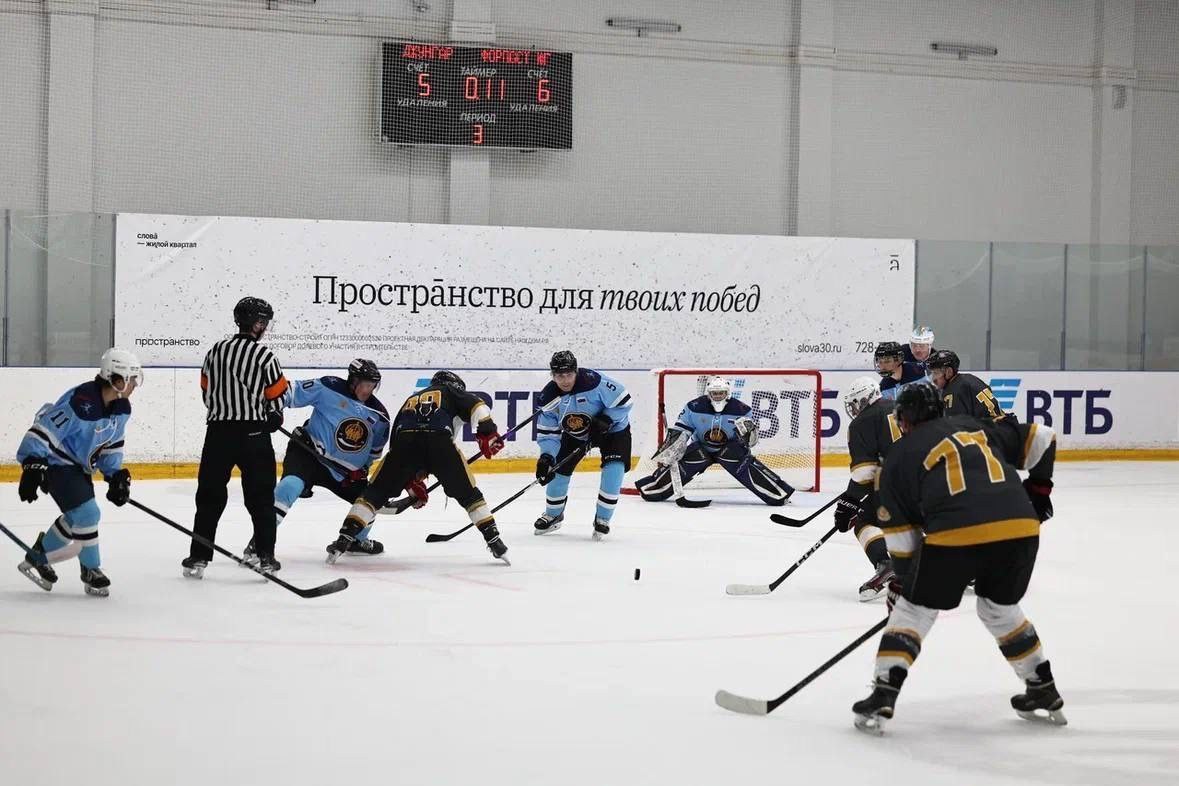 С 20 по 22 февраля в Астрахани проходит хоккейный турнир «Дружба народов», приуроченный к объявленному Президентом России Владимиром Владимировичем Путиным Году единства народов России С 20 по 22 февраля в Астрахани проходит хоккейный турнир «Дружба народов», приуроченный к объявленному Президентом России Владимиром Владимировичем Путиным Году единства народов России