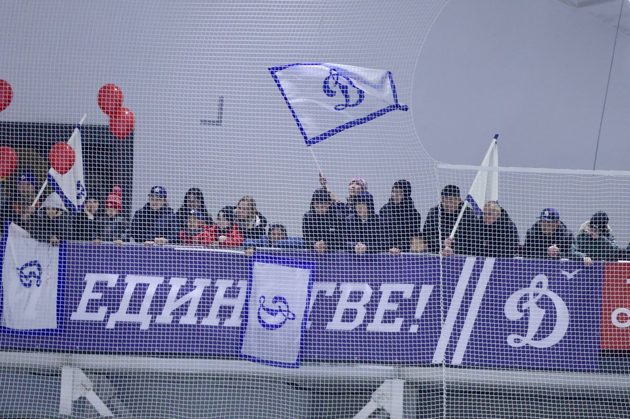 В Элисте проходит хоккейный матч ко Дню защитника Отечества В Элисте проходит хоккейный матч ко Дню защитника Отечества