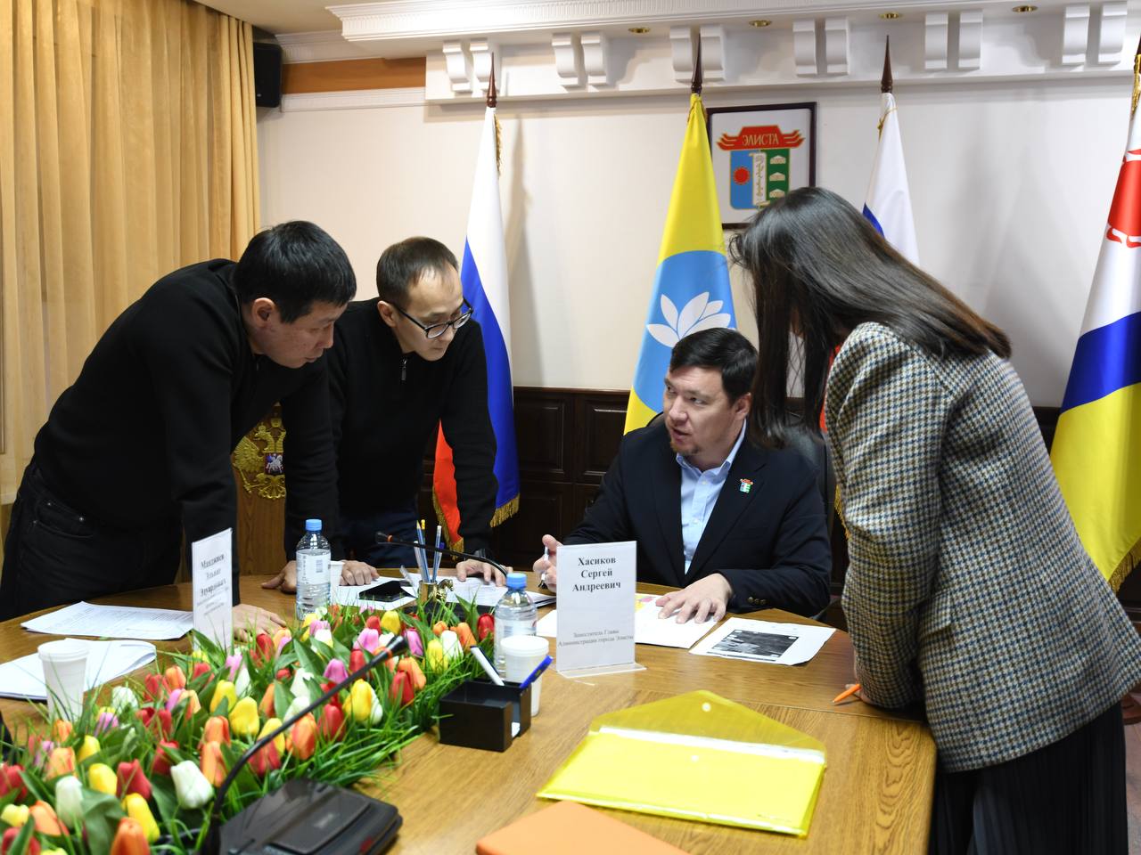 Заместитель Главы Администрации города Элисты Сергей Хасиков провел личный приём граждан Заместитель Главы Администрации города Элисты Сергей Хасиков провел личный приём граждан