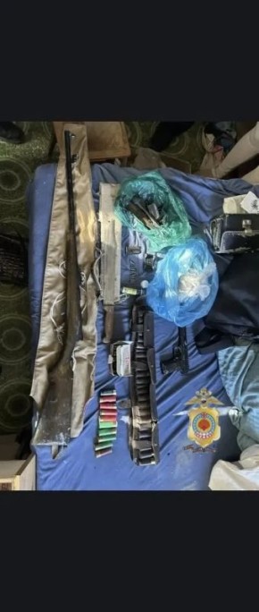 В Приютненском районе у местного жителя изъяли оружие, патроны и порох