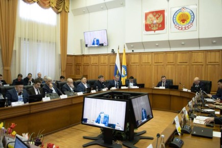 Бату Хасиков: В Элисте состоялась 28-я сессия Народного Хурала (Парламента) Калмыкии