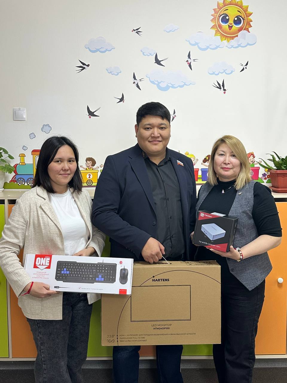 Ветераны Калмыкии помогают детским садам Ветераны Калмыкии помогают детским садам