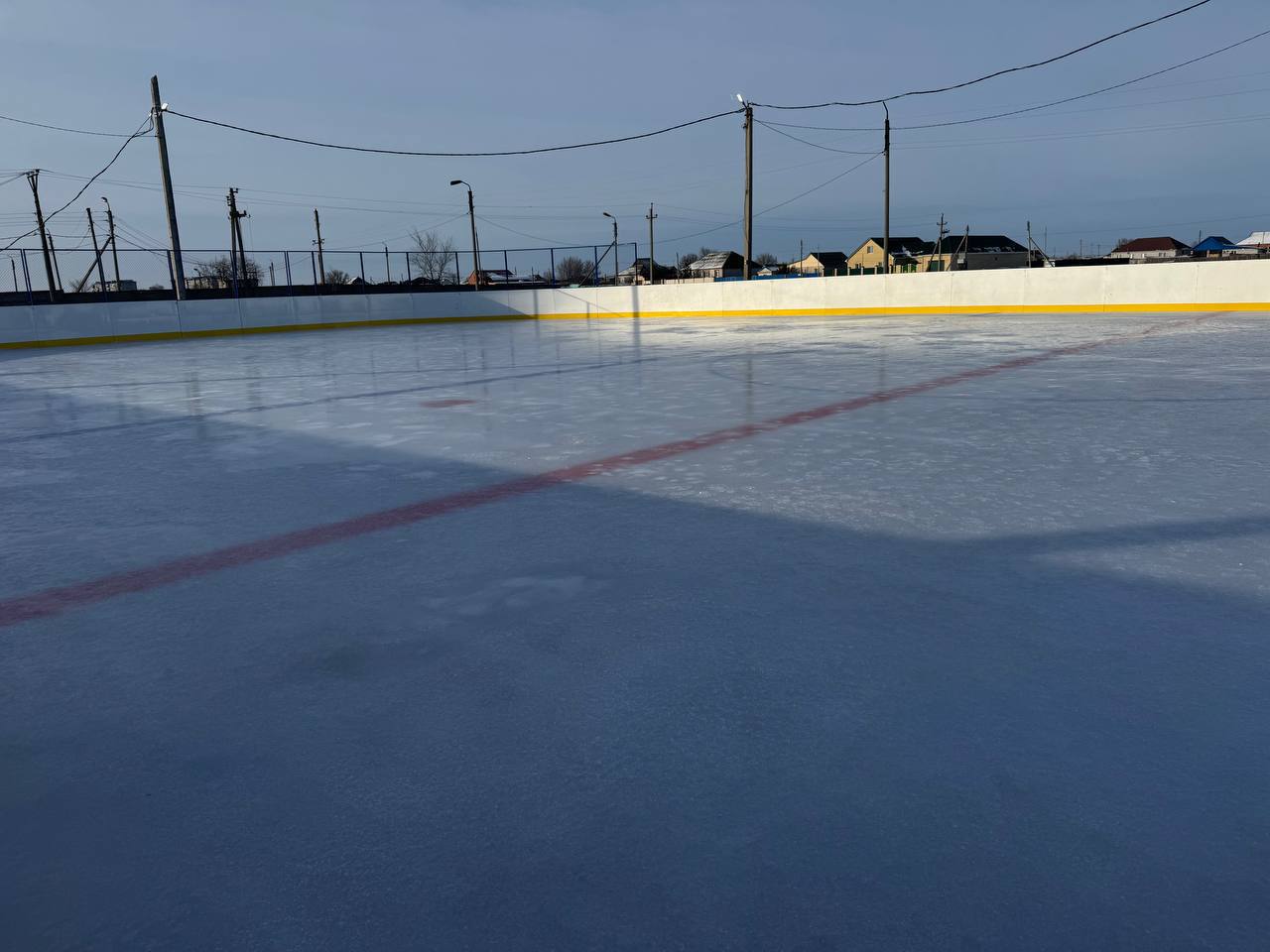 Технологии против погоды: в районе Калмыкии откроют обновленный каток