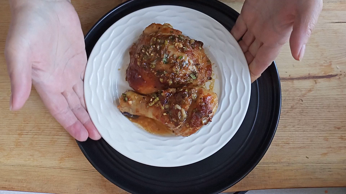 Нежные куриные окорочка в ароматном маринаде