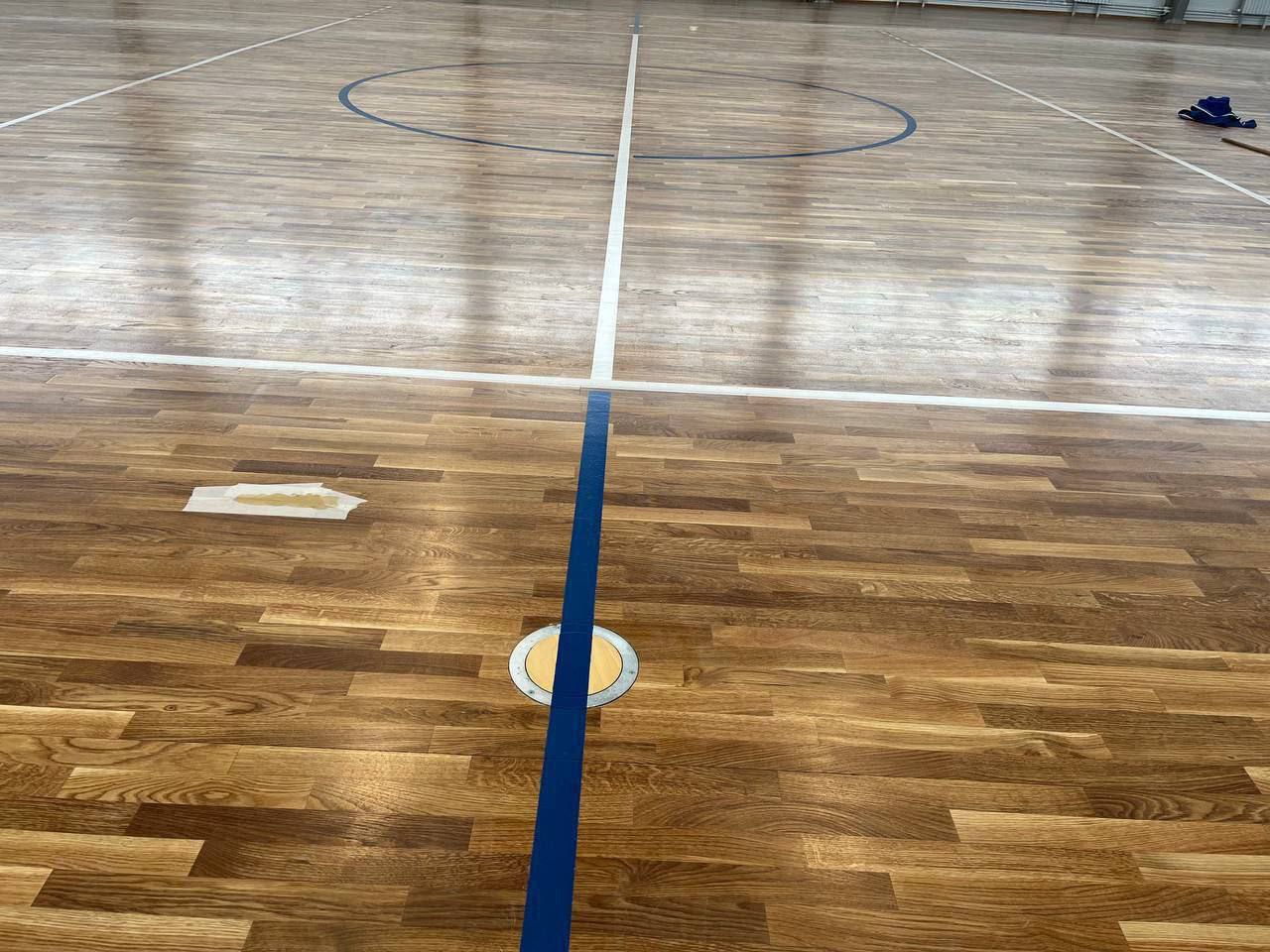 Глава Октябрьского района Басанг Убушаев сообщил, что в поселке Большой Царын завершается строительство современного универсального спортивного зала Глава Октябрьского района Басанг Убушаев сообщил, что в поселке Большой Царын завершается строительство современного универсального спортивного зала