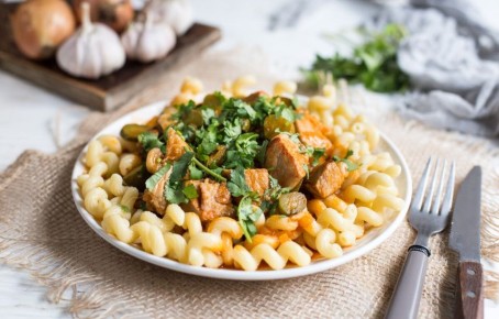 Солянка с макаронами: оригинальный рецепт для вашего ужина