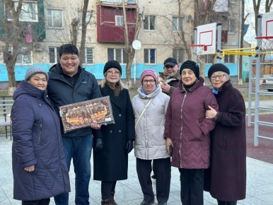 #ОбратнаяСвязь. Состоялась встреча депутата #ЭГС Николая Чумудова с жителями 1 микрорайона