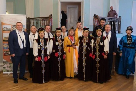 Делегация Калмыкии приняла участие в мероприятии, посвящённом Цаган Сару, в Астрахани