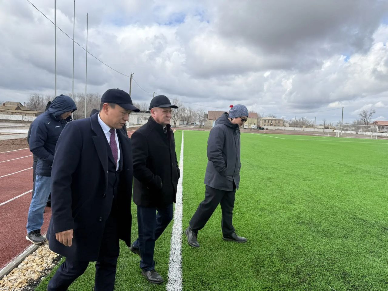 Спикер Народного Хурала посетил строящиеся объекты Спикер Народного Хурала посетил строящиеся объекты